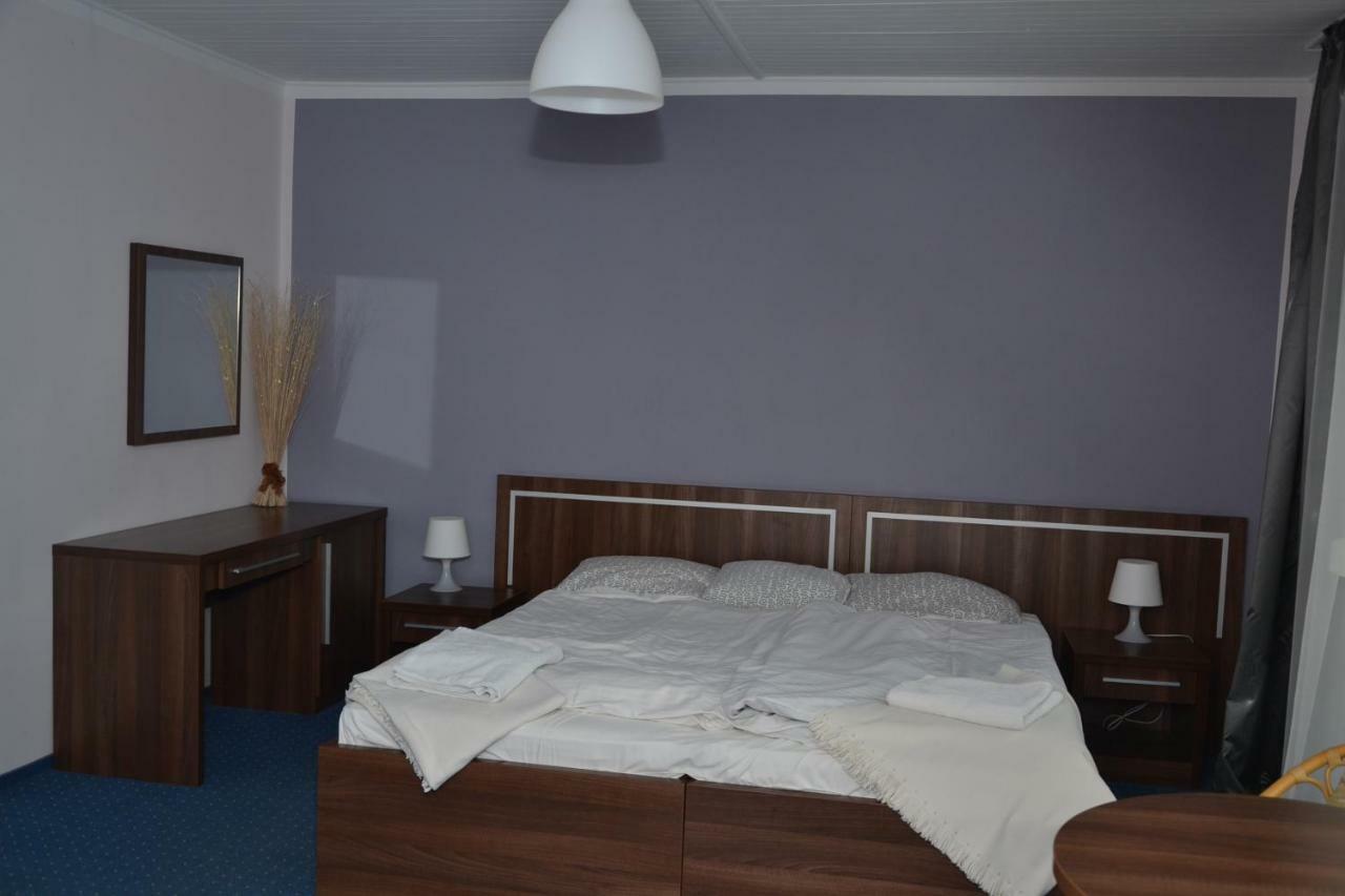 Zielone Pokoje Zielona Gora  Exterior photo